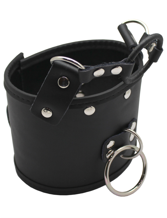 Кляп-кольцо на широком ошейнике