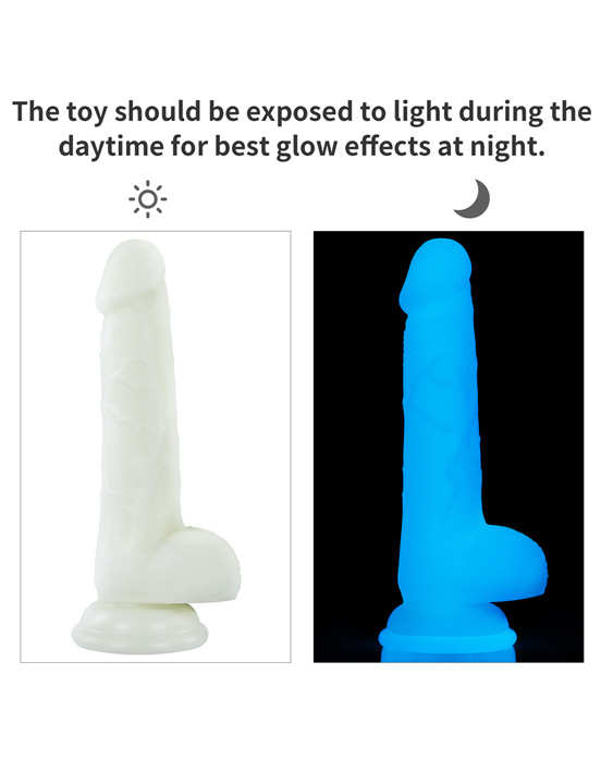 Фаллоимитатор 7.0'' Lumino Play Silicone Dildo светящийся с мошонкой на присоске, 33x180 мм