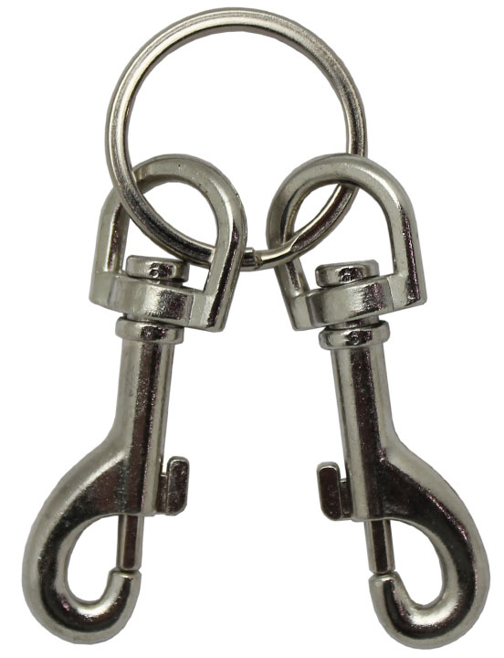 Два карабина соединённые кольцом